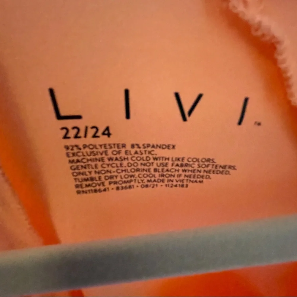 Livi Active Size 22/24 Women's Top with all the benefits - Picture 2 of 10